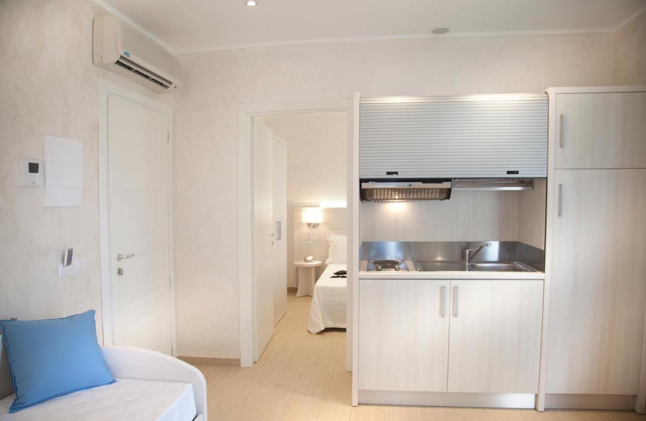 Marina Beach Aparthotel Rimini Bagian luar foto