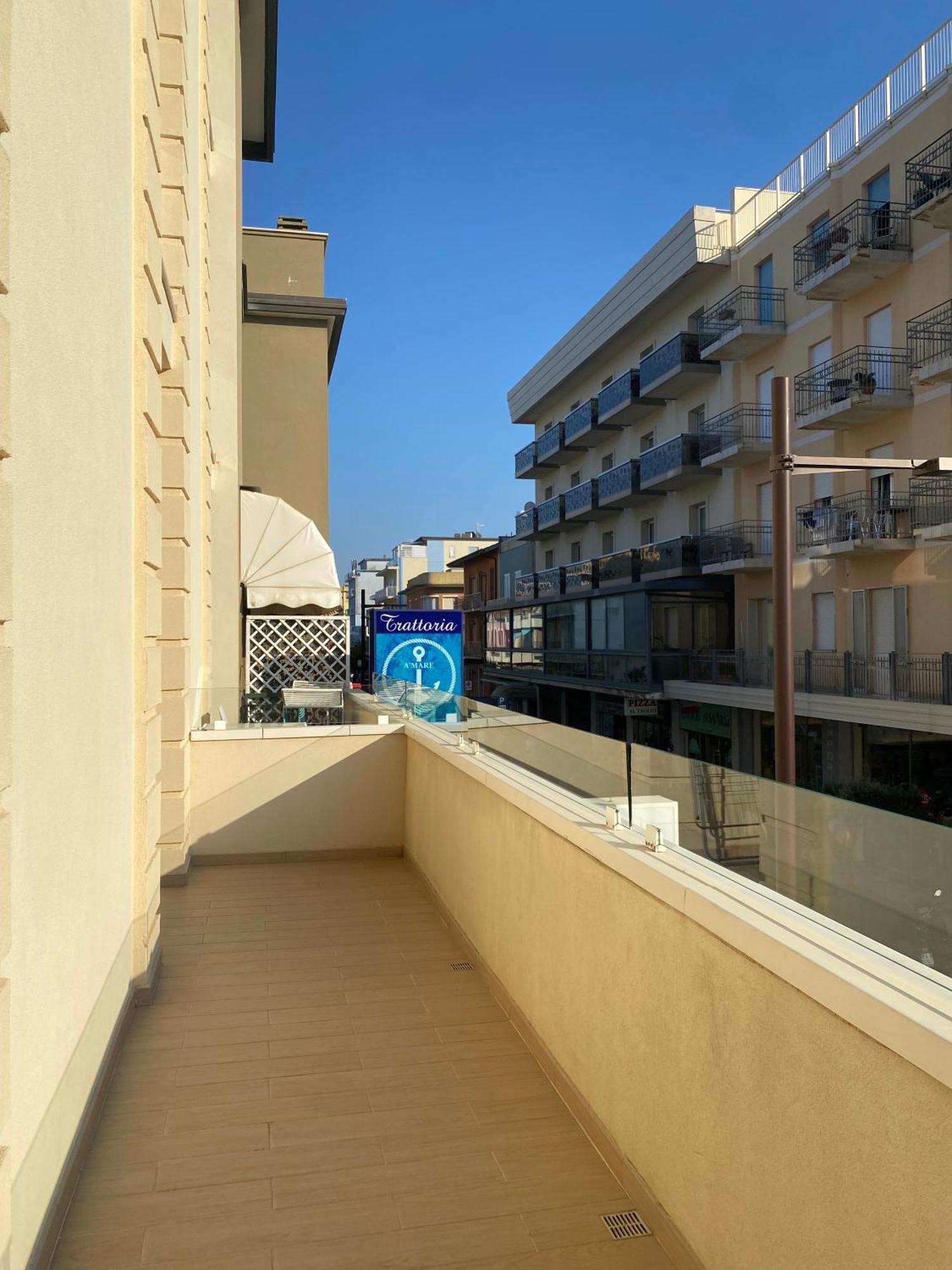Marina Beach Aparthotel Rimini Bagian luar foto