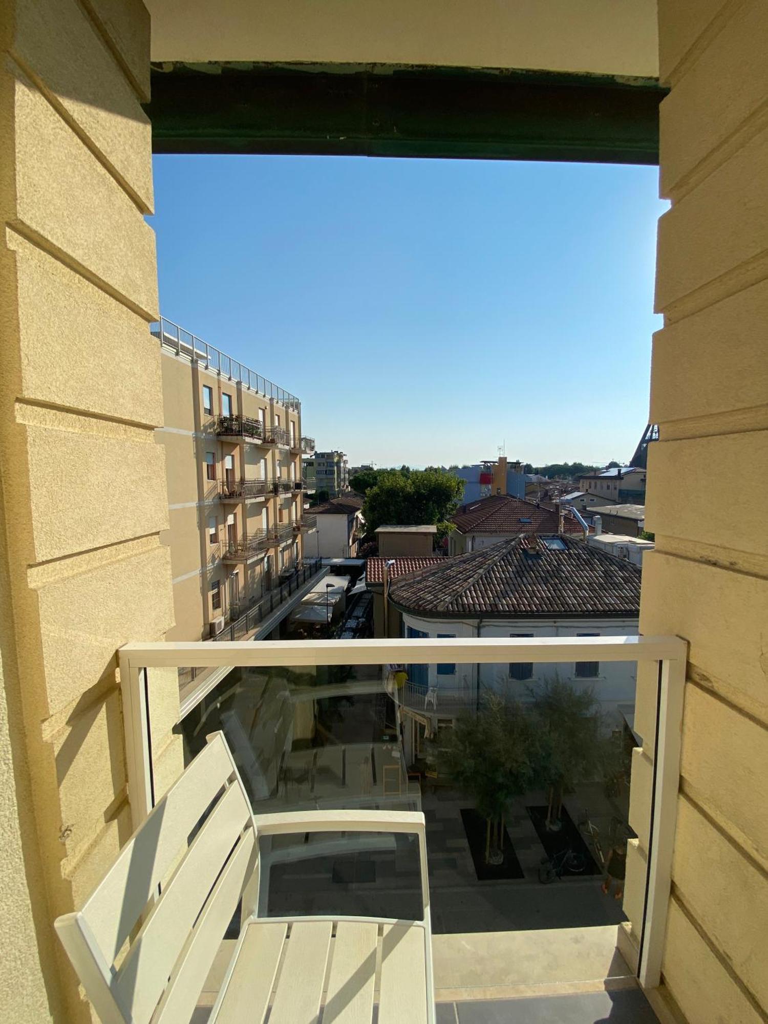 Marina Beach Aparthotel Rimini Bagian luar foto